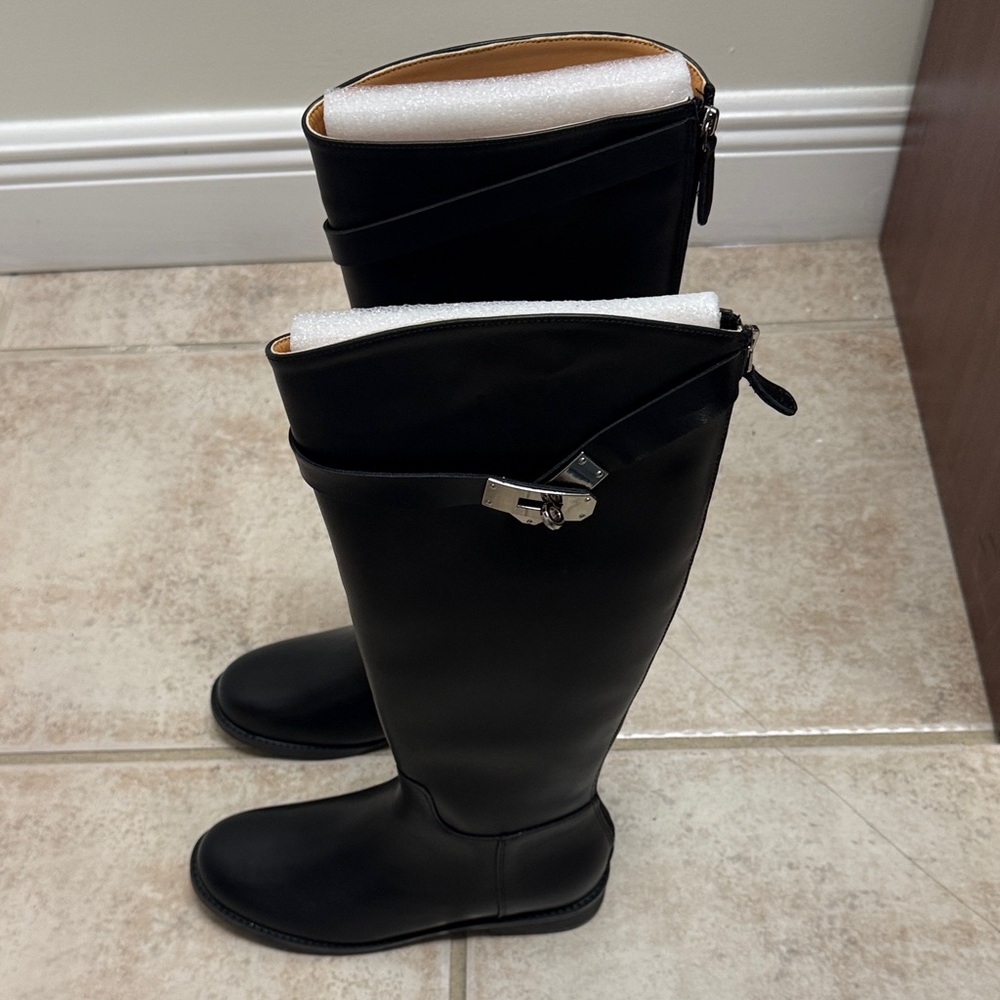 Black Knee-High Leather Boots